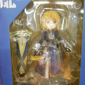 페이트 fate 세이버 피규어