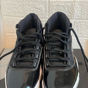 조던11 주빌리 275,245,180(TD) 팝니다 이미지