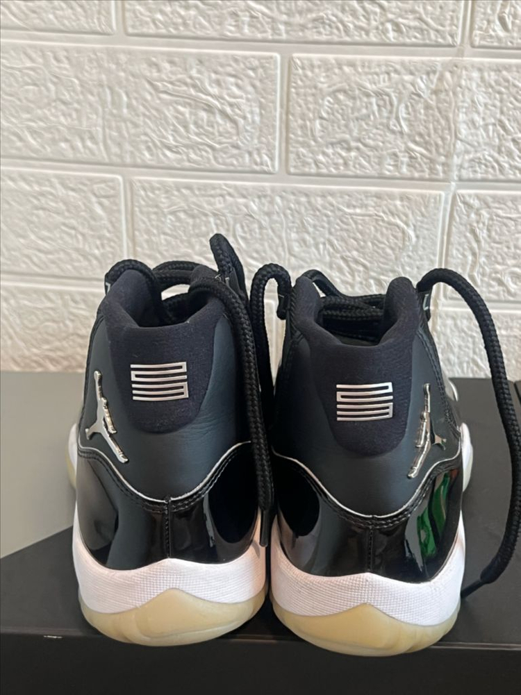 조던11 주빌리 275,245,180(TD) 팝니다 이미지