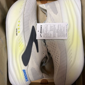 브룩스 글리세린맥스 275사이즈 판매