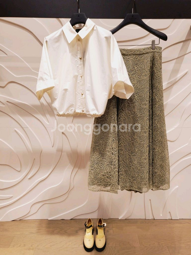 한성 랑방 레이스 자카드 플레어 스커트--4