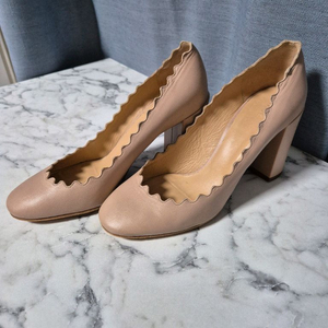 끌로에 로렌 펌프스 37.5