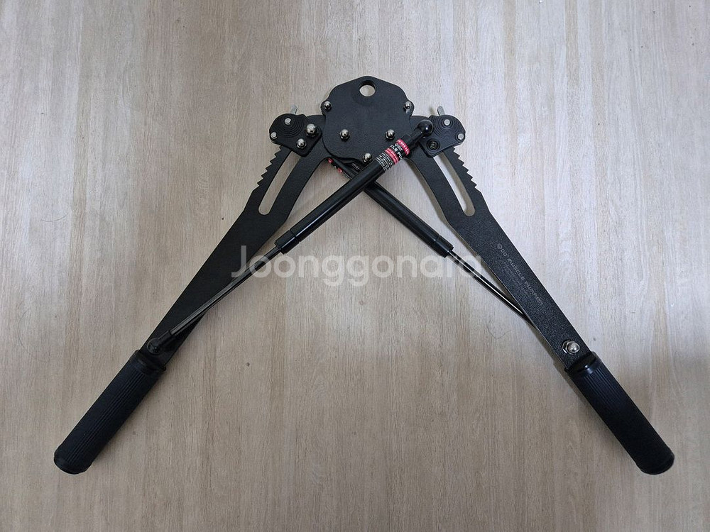 GD머슬펌프(완력기) 팝니다.--0