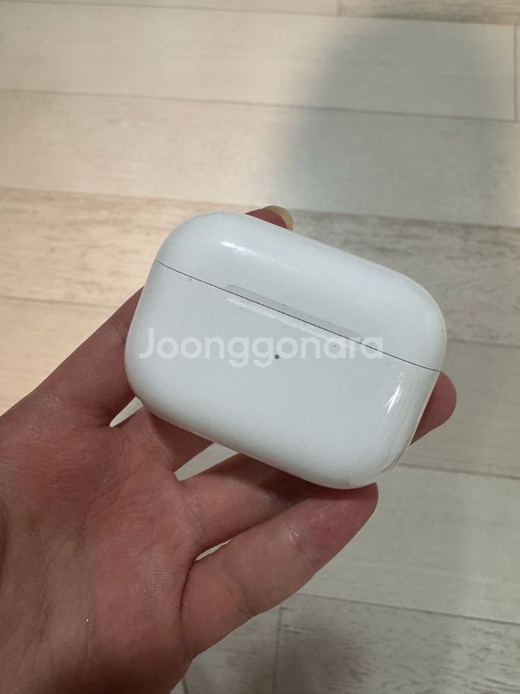 에어팟프로1 본체 + 오른쪽 정상작동 상태좋음--2