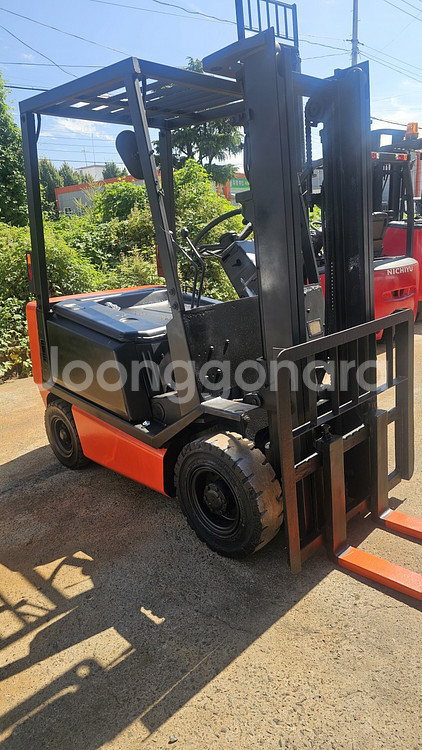스미토모 좌식 1.5톤 디젤지게차 3M 450만 부산--4