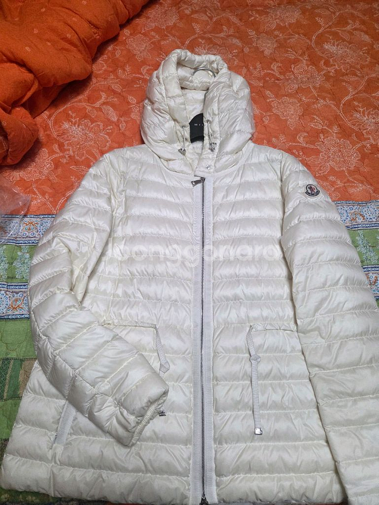 몽클레어 라이에 2사이즈--0