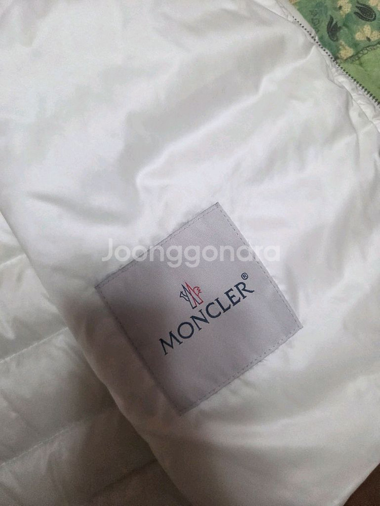 몽클레어 라이에 2사이즈--4