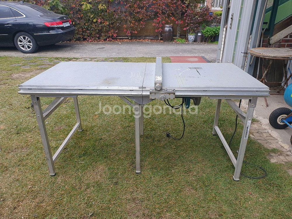 슈나이더 목공테이블 + 마끼다 원형톱 9인치--0