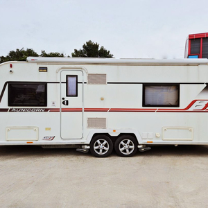 베일리 유니콘4 바로셀로나 카라반, 19년식