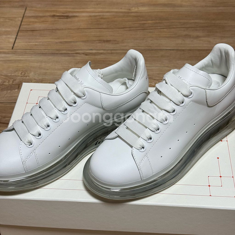 알렉산더 맥퀸 클리어솔 화이트 새상품 40.5사이즈--1