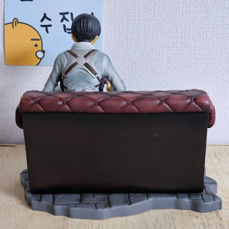 희귀)진격의거인 리바이피규어 자유로의진격 B상 제일복권 이미지