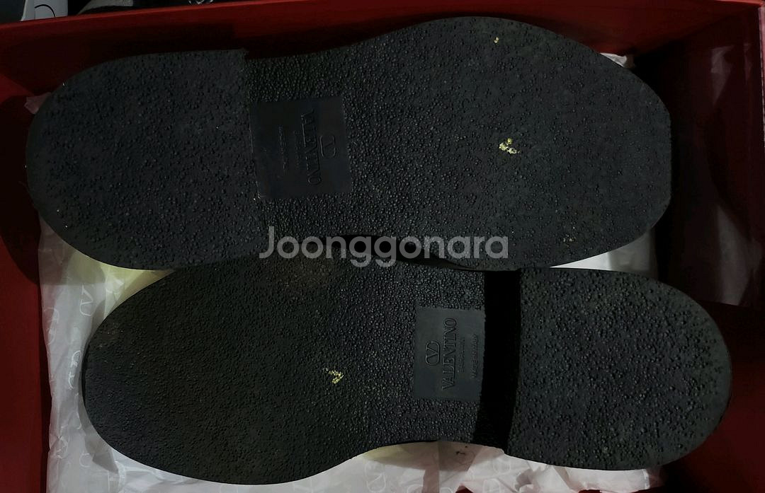 발렌티노 락스터드 로퍼 (44/실측 270~275)--1