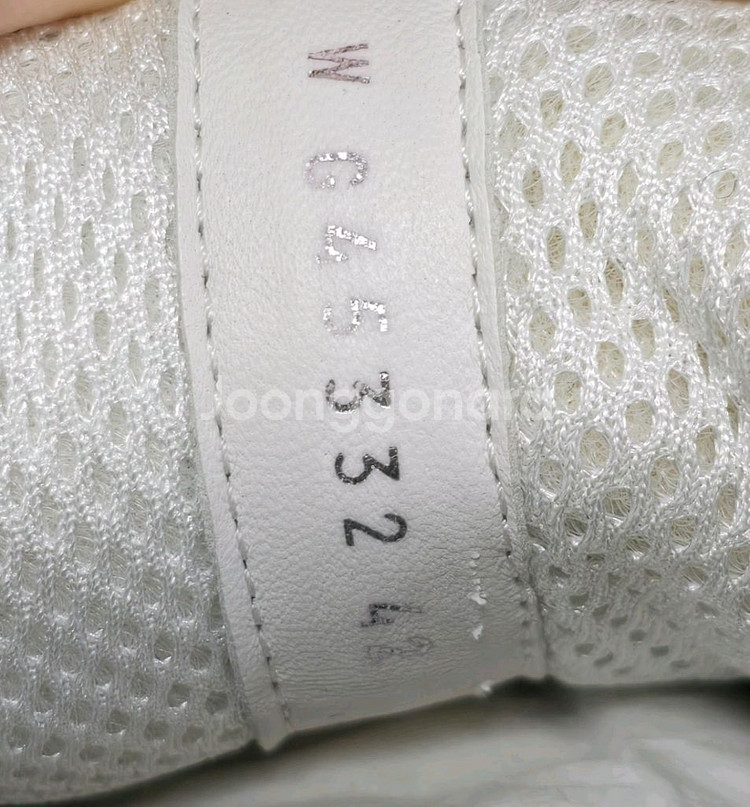 샤넬 믹스드파이버 스니커즈 42사이즈 270 275--6