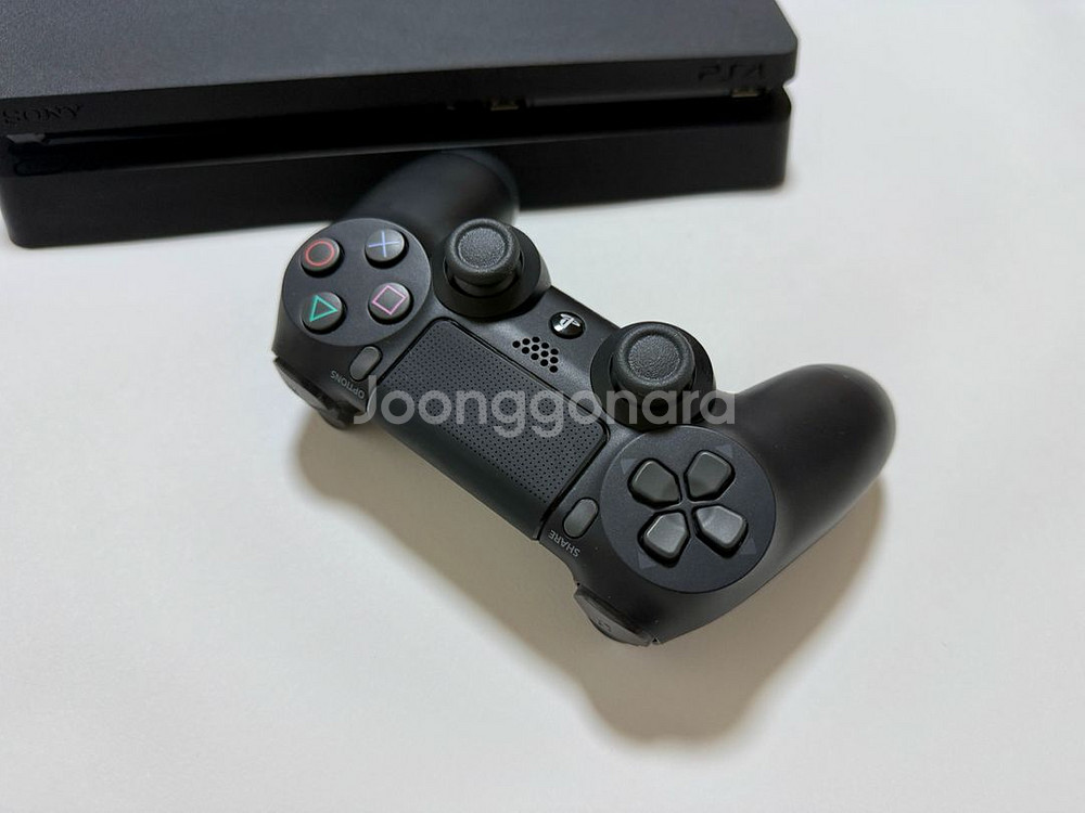 플레이스테이션4 본체 +게임 타이틀--2