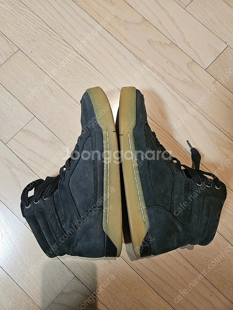 디젤 하이탑 운동화 스니커즈 255 사이즈--1