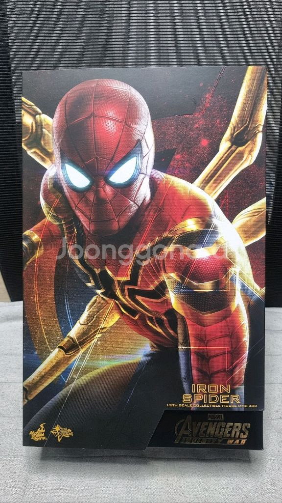핫토이 인피니티 워 아이언 스파이더맨--0