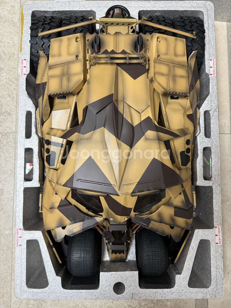 핫토이 배트맨 카모 텀블러--0