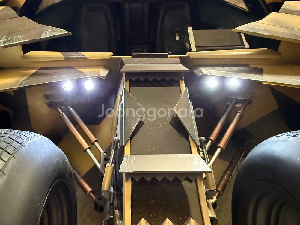 핫토이 배트맨 카모 텀블러--4