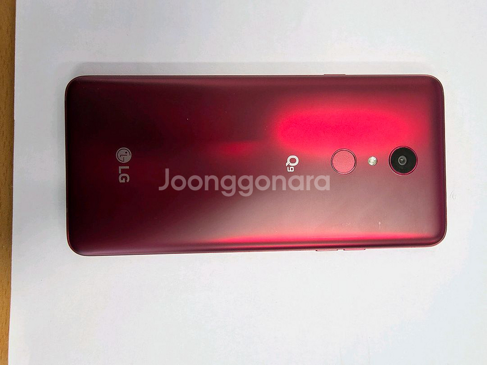 lg q9 무잔상 판매합니다.--2