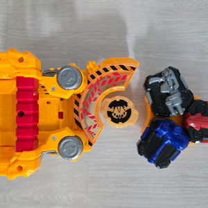 가면라이더 기츠 파워드 빌더 버클 팝니다