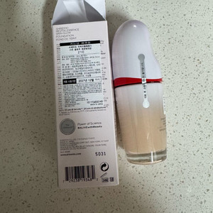 시세이도 리바이탈 스킨 글로우 파운데이션 210 실크