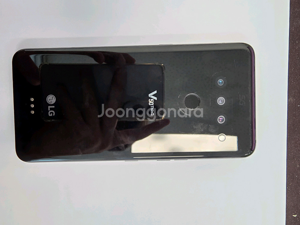 lg v50 액정깨끗 판매합니다.--2