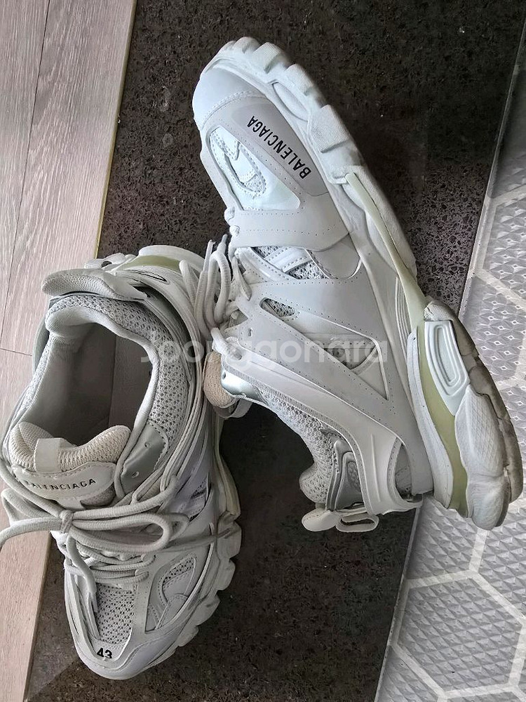 발렌시아가 트랙 43 흰색 542023--4