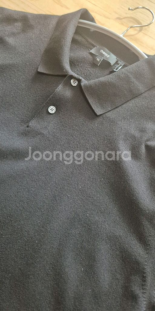 띠어리 고리스 반팔 카라니트티--4