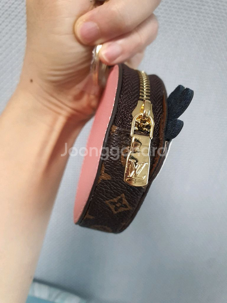 새상품 루이비통 키링 2개 아묻다 5만원--1