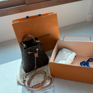 루이비통 네오노에BB