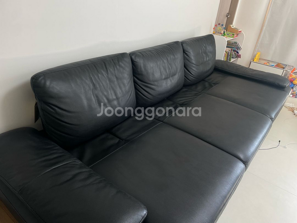 자코모 천연 가죽 4인용 소파 / 블랙 / 상태 최상--3
