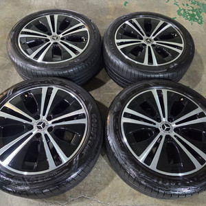 벤츠 W213 E클래스 18인치 정품 휠타이어