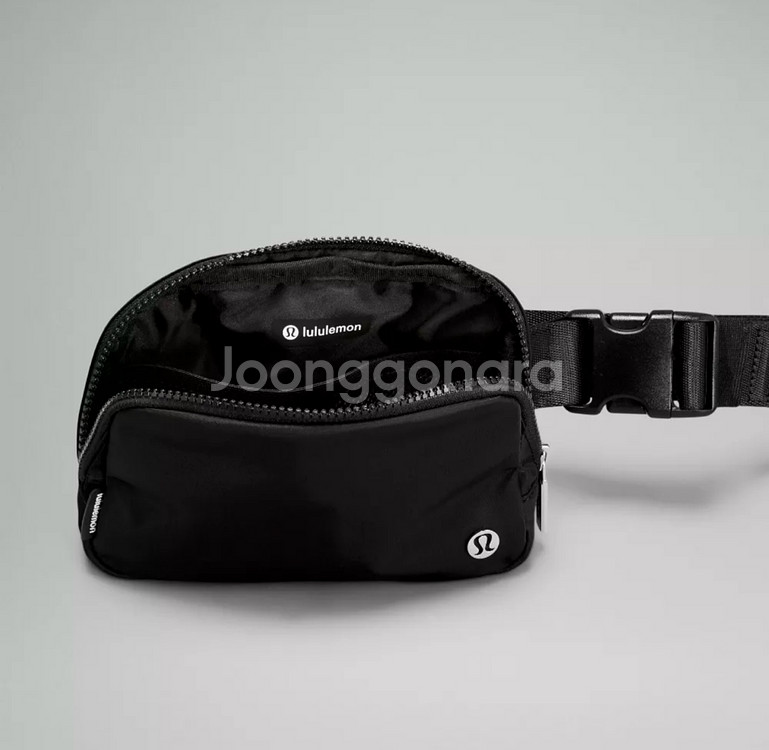 룰루레몬 벨트백 1L 새제품--1