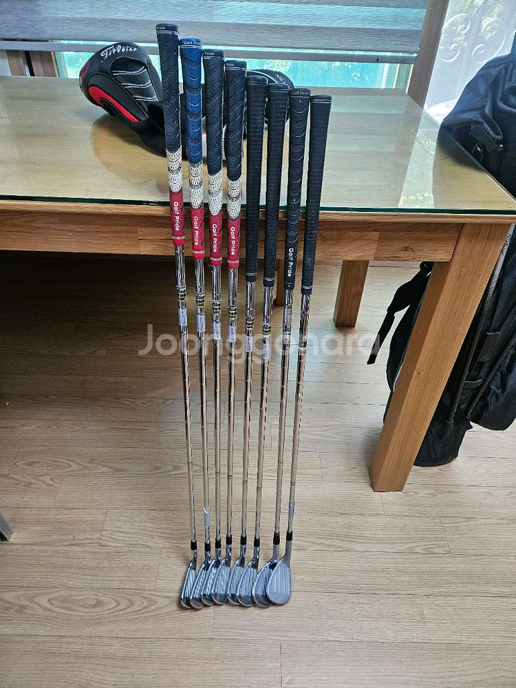 남성용 타이틀리스트 골프채 와 스탠드백등 구성좋은세트--9