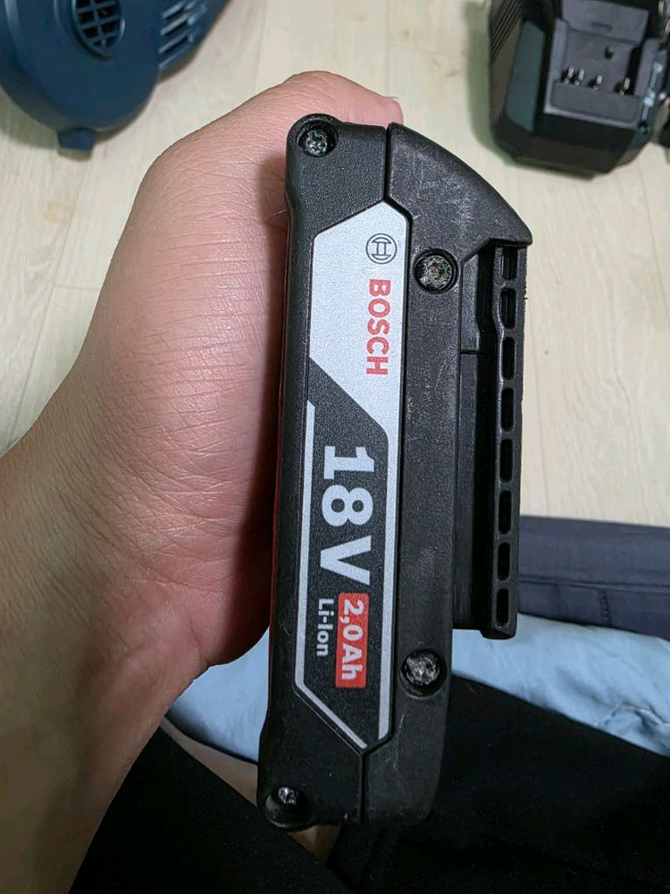 보쉬 무선 송풍기팝니다--2