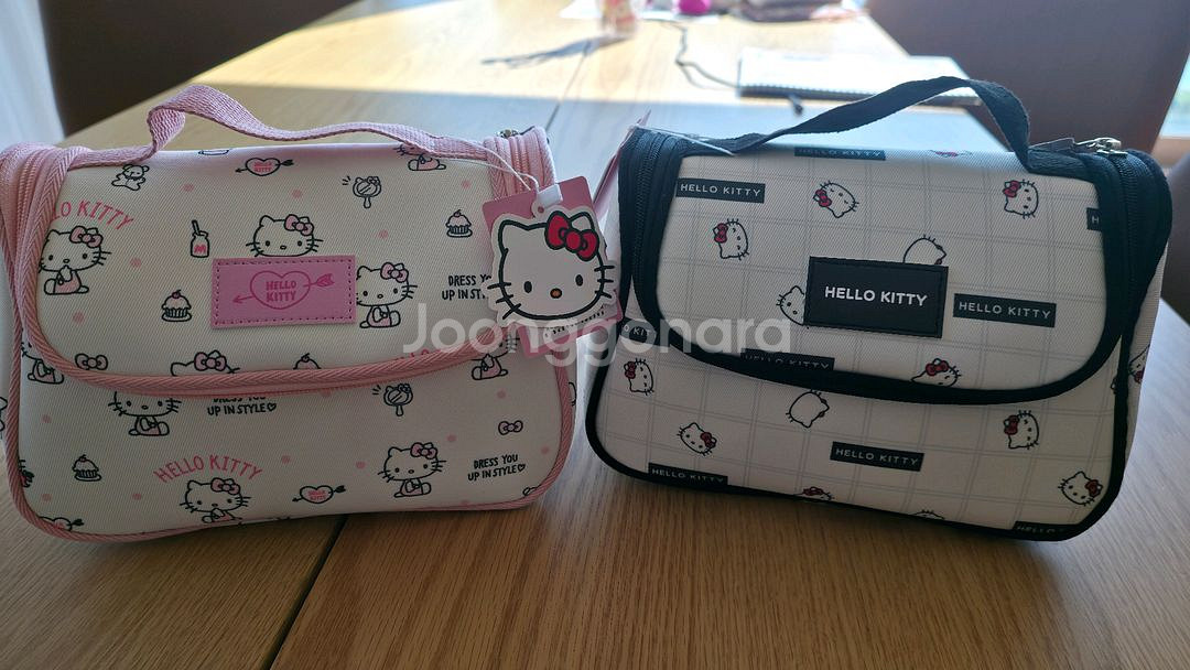 헬로키티파우치 2세트--0