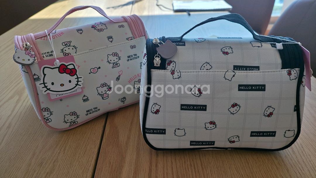 헬로키티파우치 2세트--1