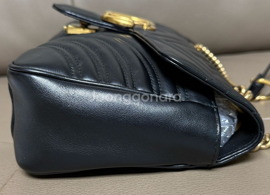 구찌 GG 마몽 마틀라세 체인 숄더백 스몰 블랙--5