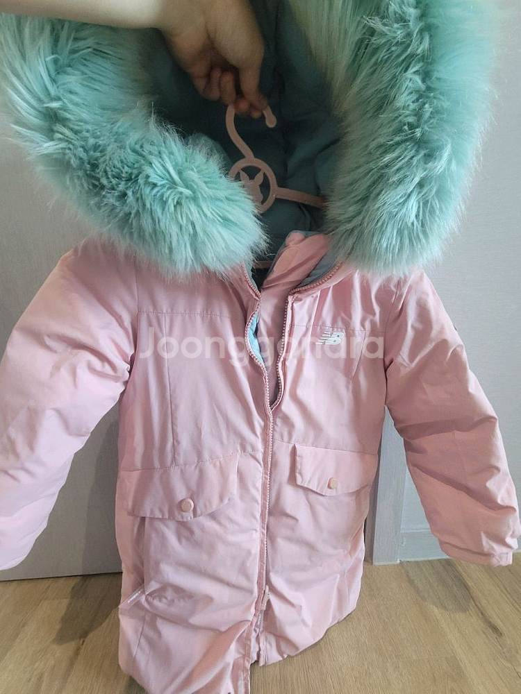 뉴발란스 롱 덕다운패딩 120 팔아요--0