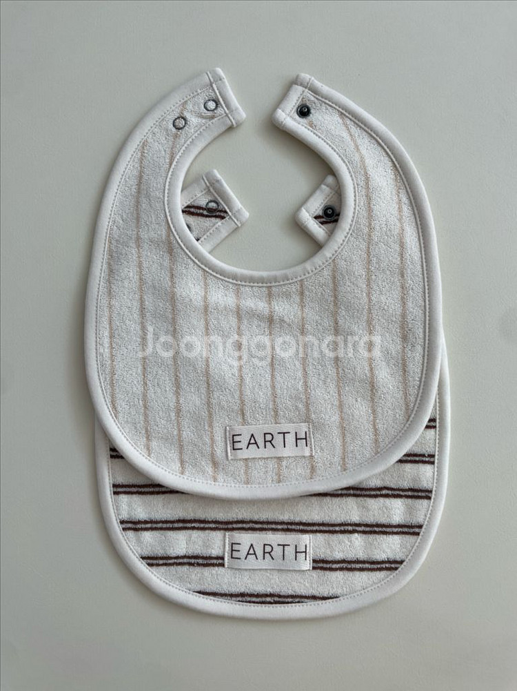 얼쓰빕 얼쓰 턱받이 스트라이프 새상품--0