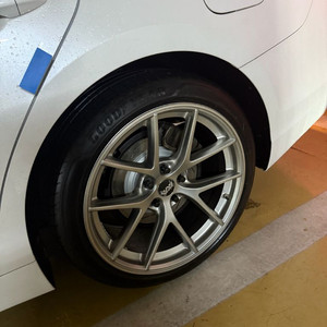 대만산 AVA 19인치 휠타이어(앞/뒤)4개 판매합니다