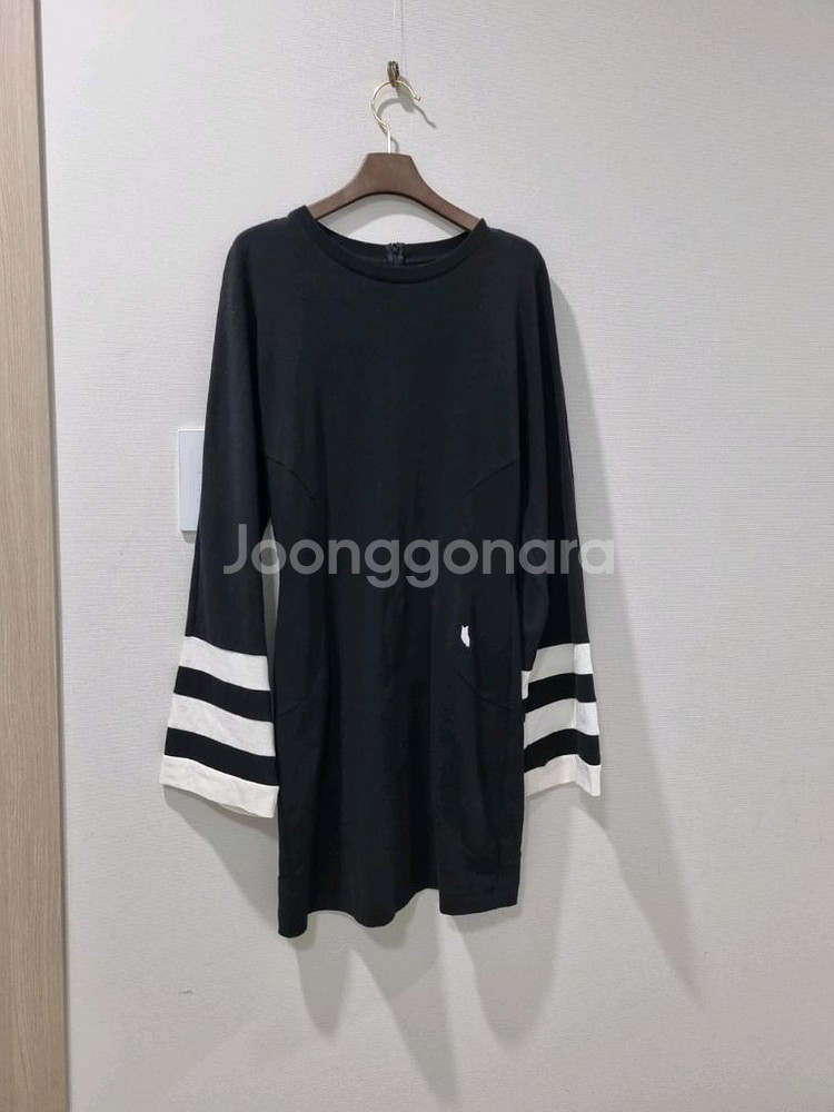 럭키슈에뜨 블랙 원피스--0