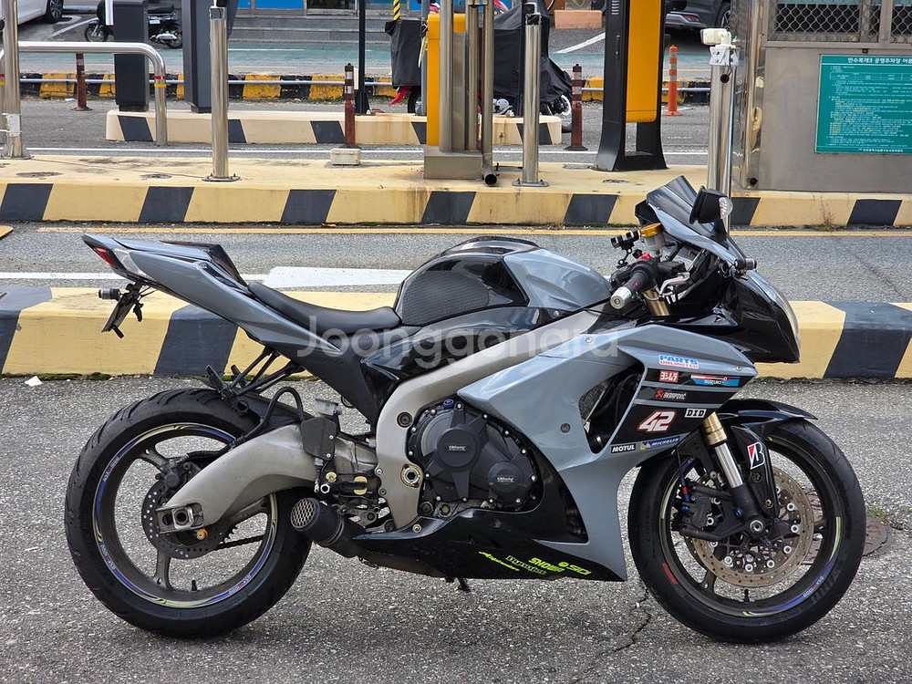 11년식/gsxr1000r/구변o/엔진,카울컨디션굿 팝--3