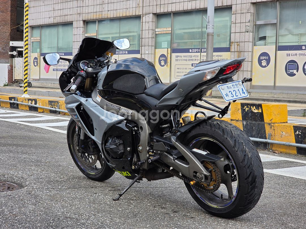 11년식/gsxr1000r/구변o/엔진,카울컨디션굿 팝--6