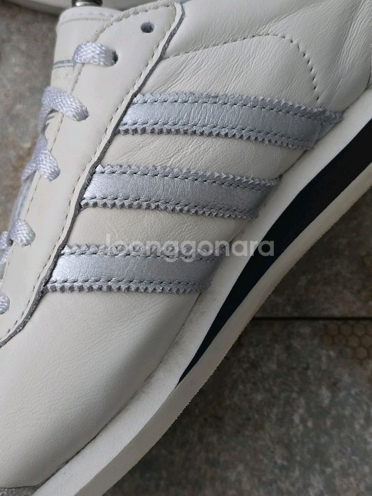 (220)아디다스 컨트리 2 크림 실버 스니커즈--5