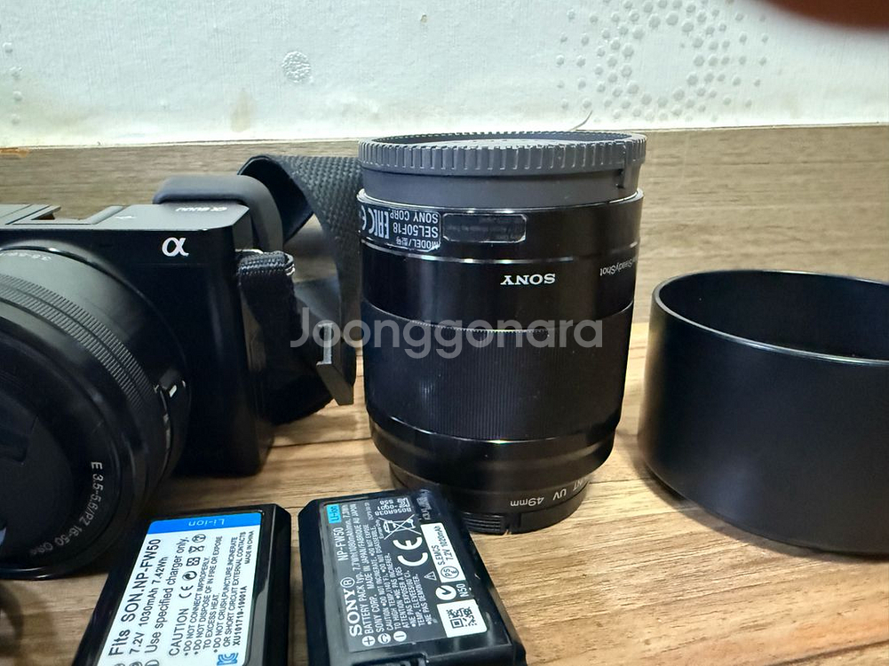 소니 알파 a6000팜니다 (SEL50F18렌즈 포함)--2