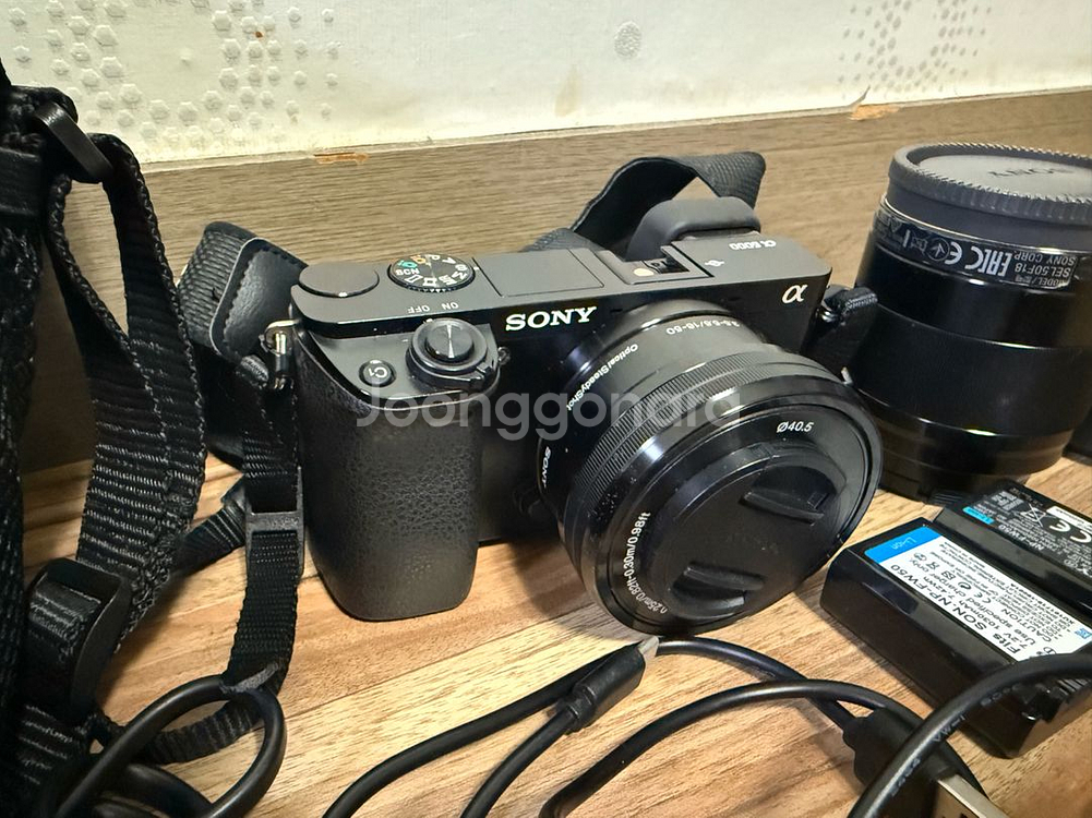 소니 알파 a6000팜니다 (SEL50F18렌즈 포함)--1