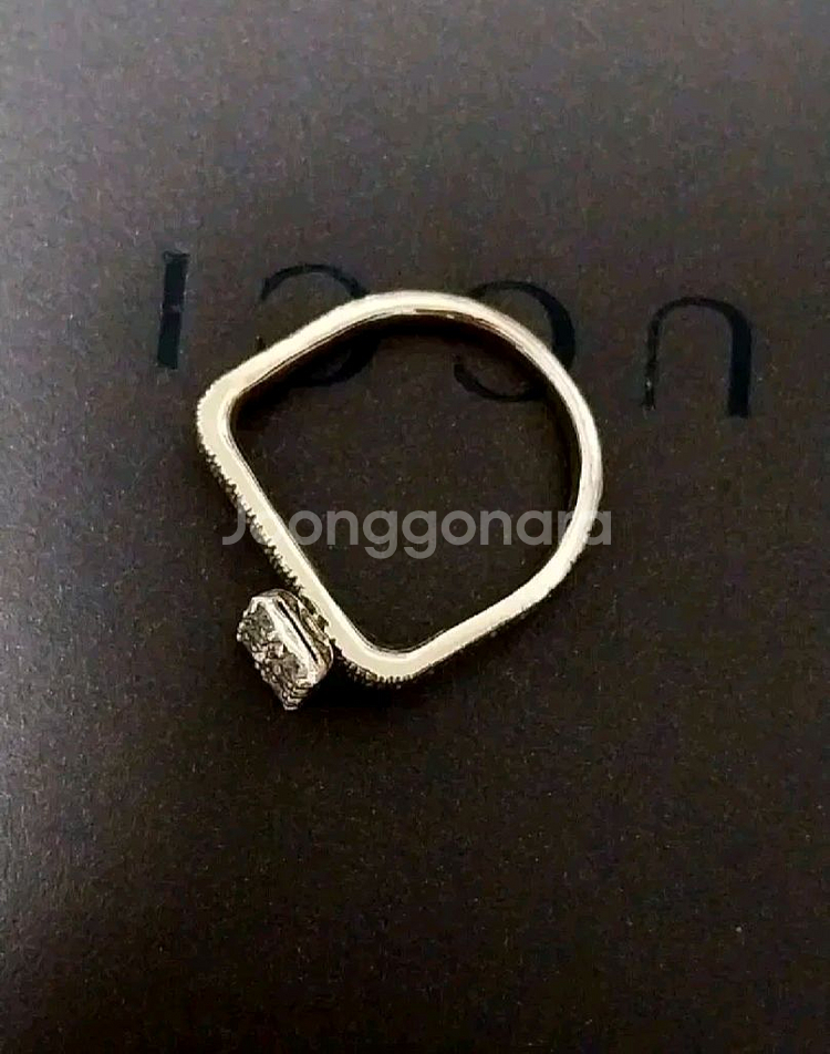 18k리얼화이트 스지반지 (12호)--1