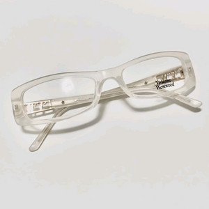 데드스탁 비비안웨스트우드 투명 뿔테 안경