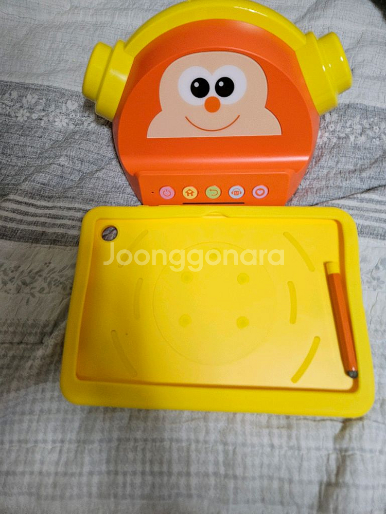 엠베스트 엘리하이 키즈 블루투스 스피커 거치대 팝니다--0